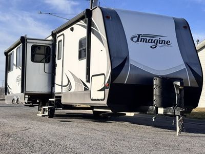 2016 Grand Design Imagine 2950RL Luxury Trailer