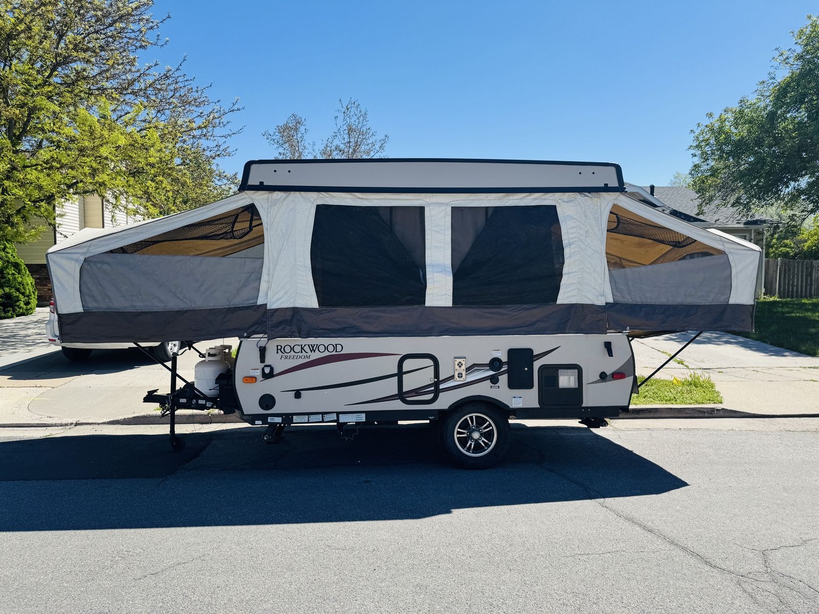 2018 Rockwood Freedom 1950 Pop-Up Camper