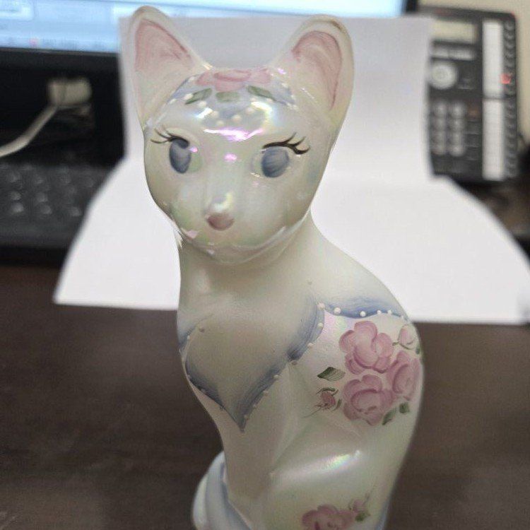 Fenton art glass cat
