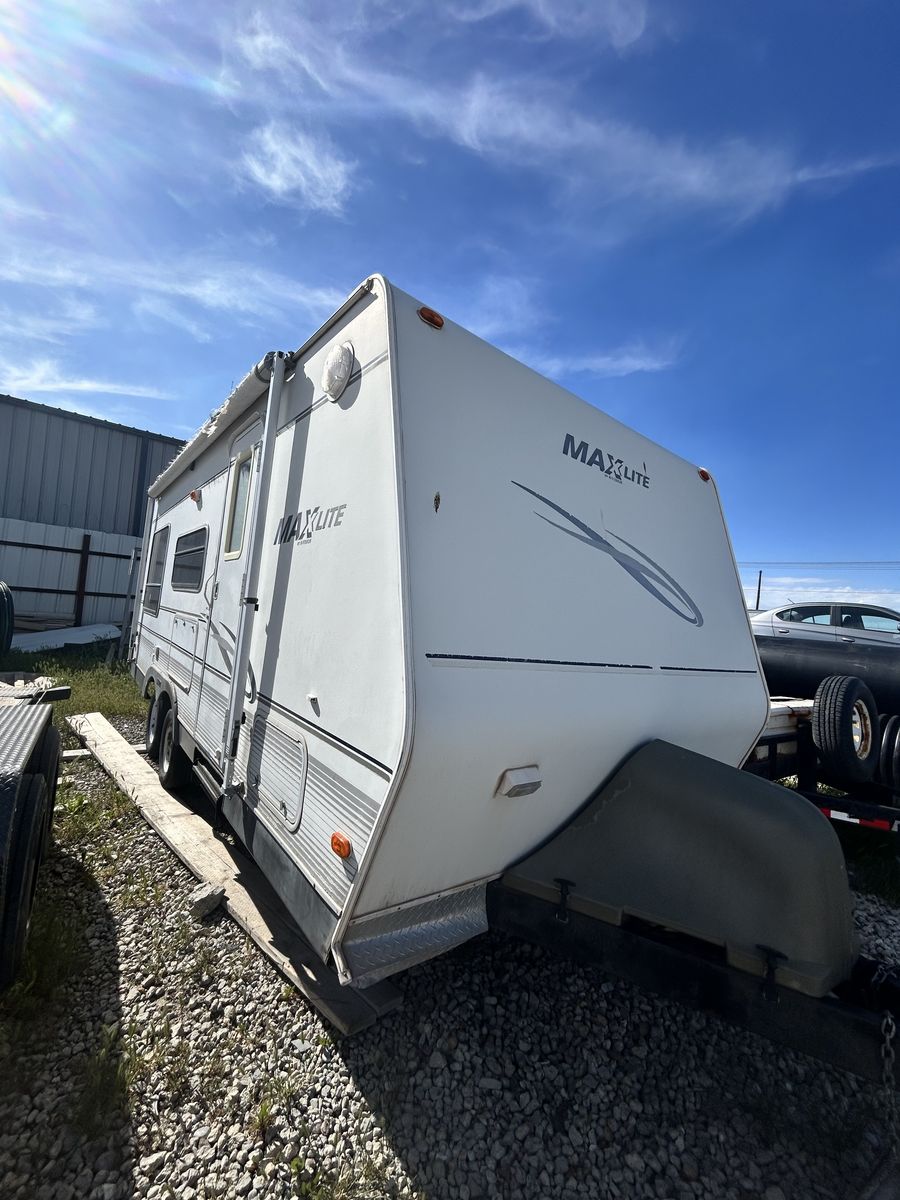 Max lite camp trailer