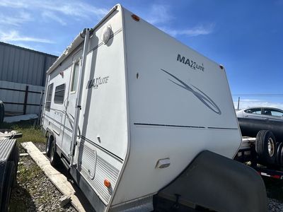 Max lite camp trailer