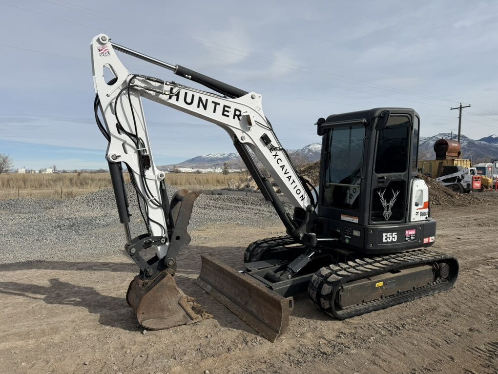 2016 Bobcat E55 Cab Thumb
