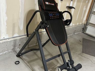 Elite fitness inversion table