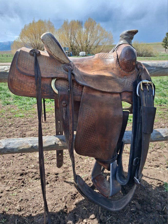 15" Greg Simons saddle