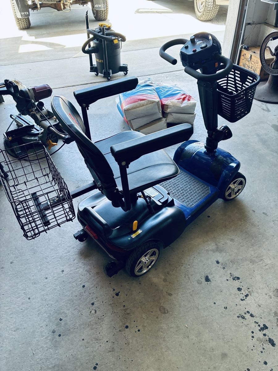 Ecomobi adult scooter
