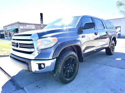 2017 TOYOTA TUNDRA CrewMax SR5