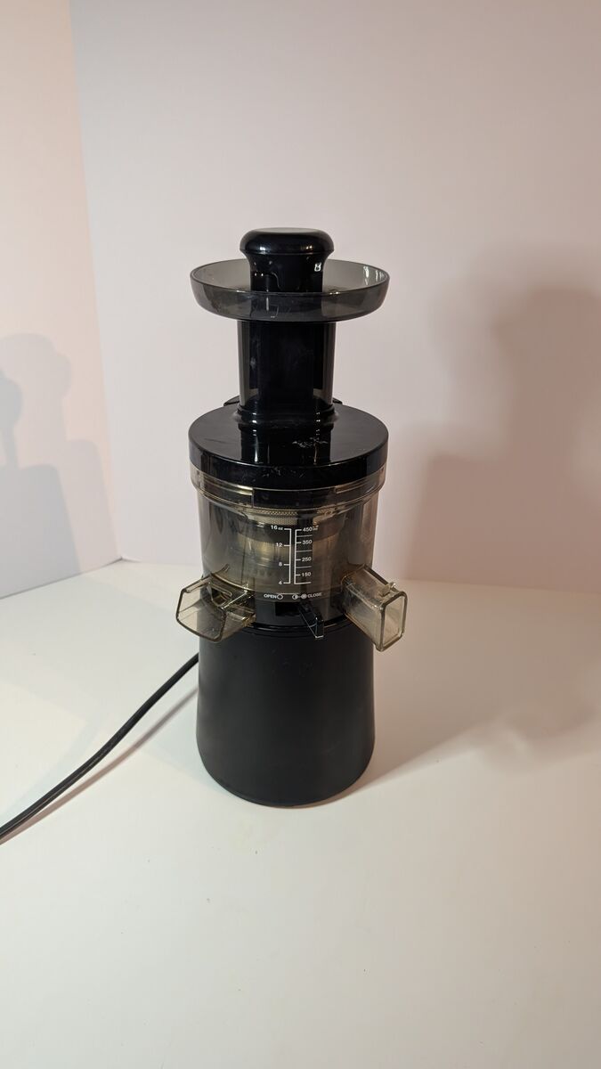 Hurom H-AA -BBB17 Juicer, Black, Tested and Working See Video