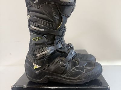 Alpine stars Tech 7 enduro DS size 10