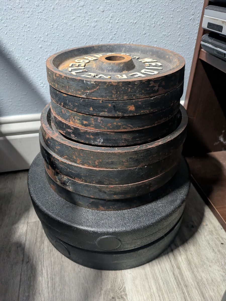 Assorted weight plates