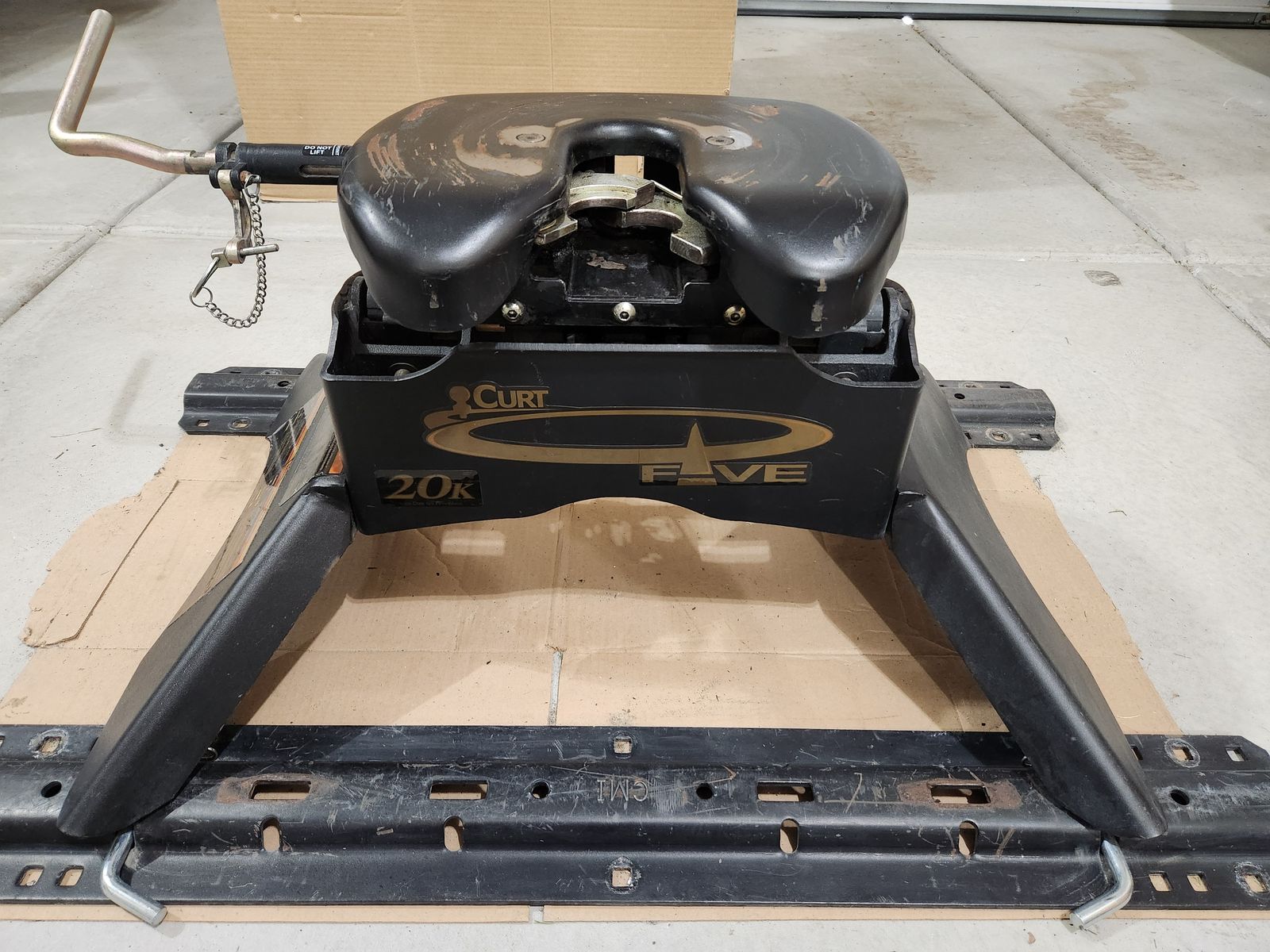 Curt 20k 5th Wheel Hitch