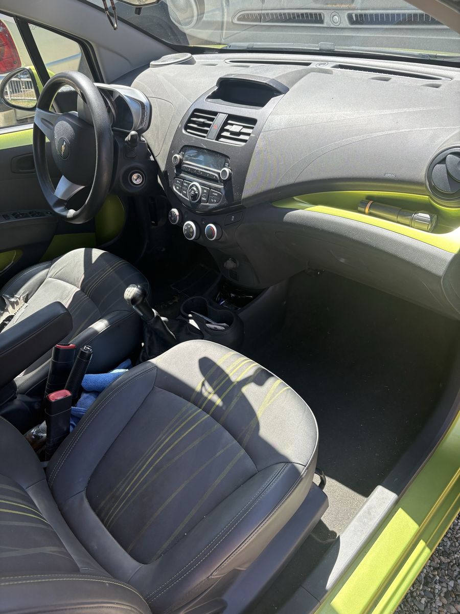 Main image 4