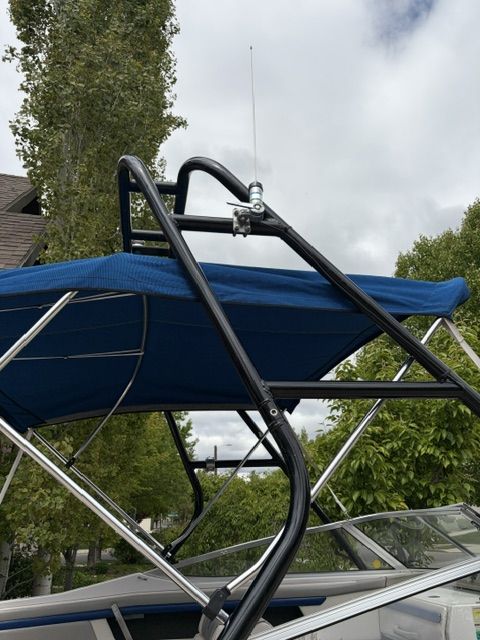 Main image 6