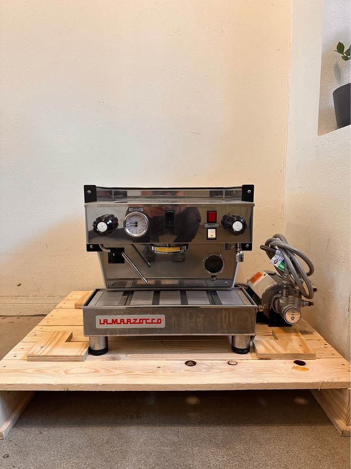 Main image 3