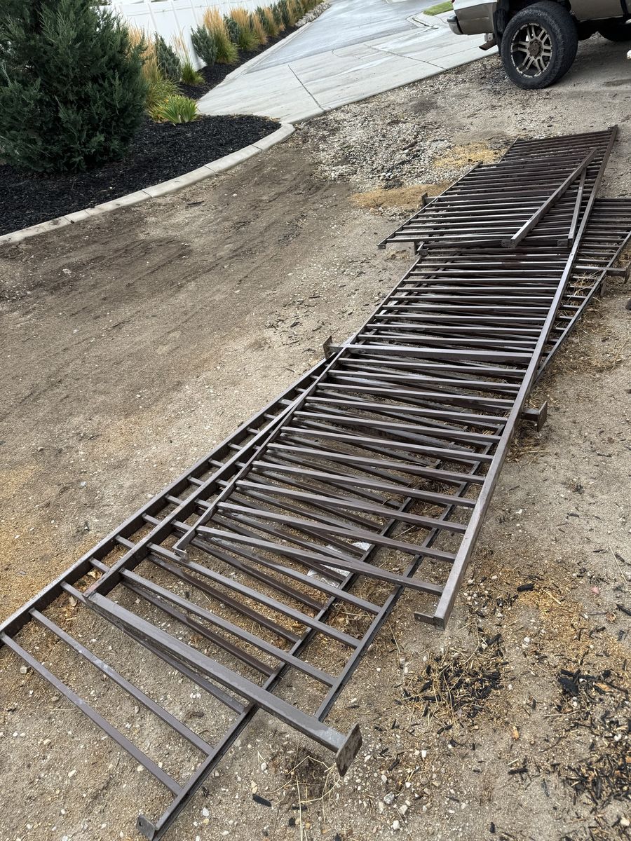 Pending pickup— Free Iron Deck Railing