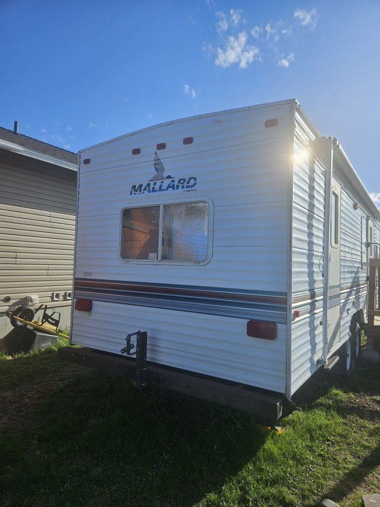 1999 26 ft Mallard