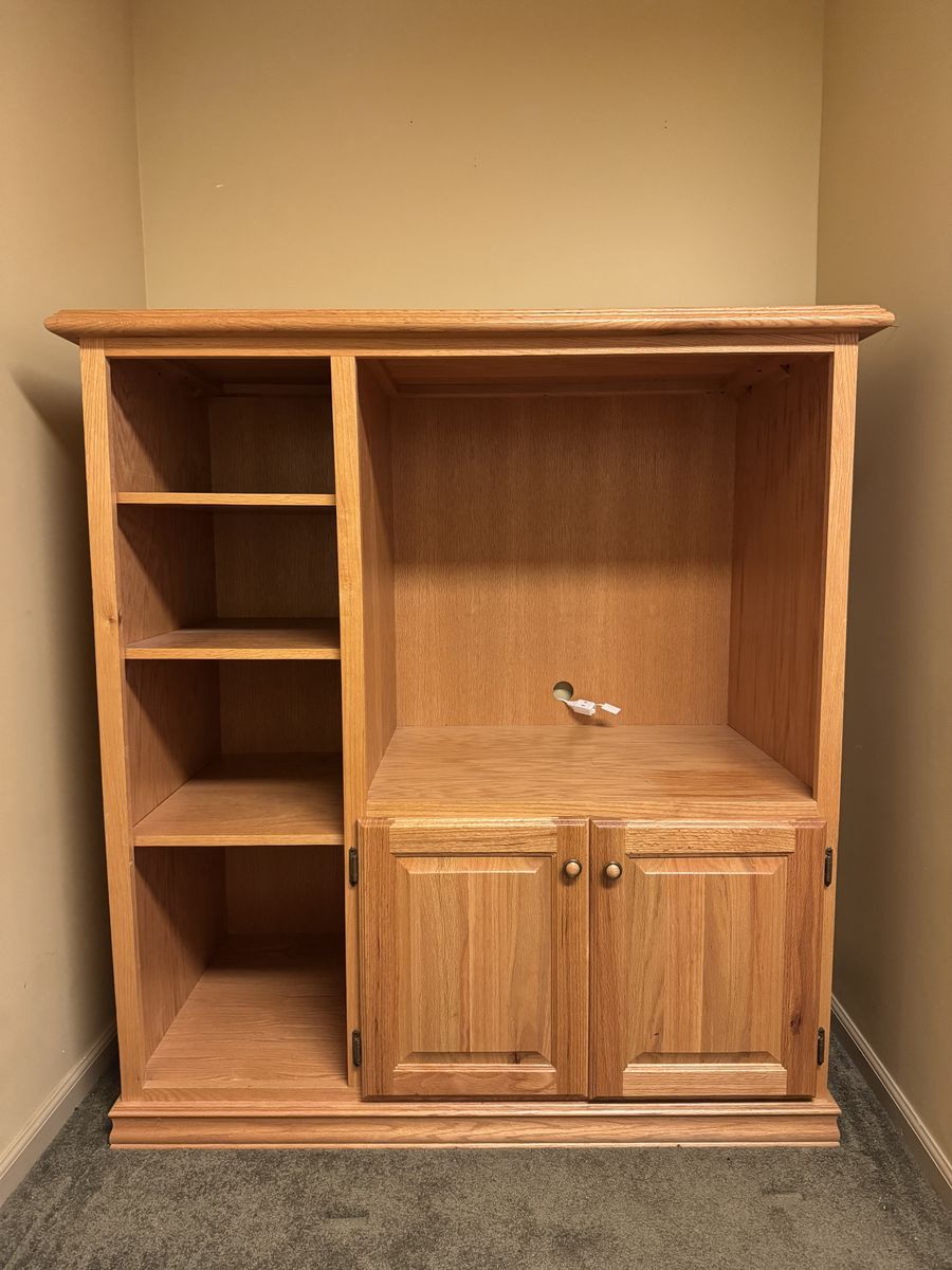 Beautiful Handcrafted Oak Cabinet