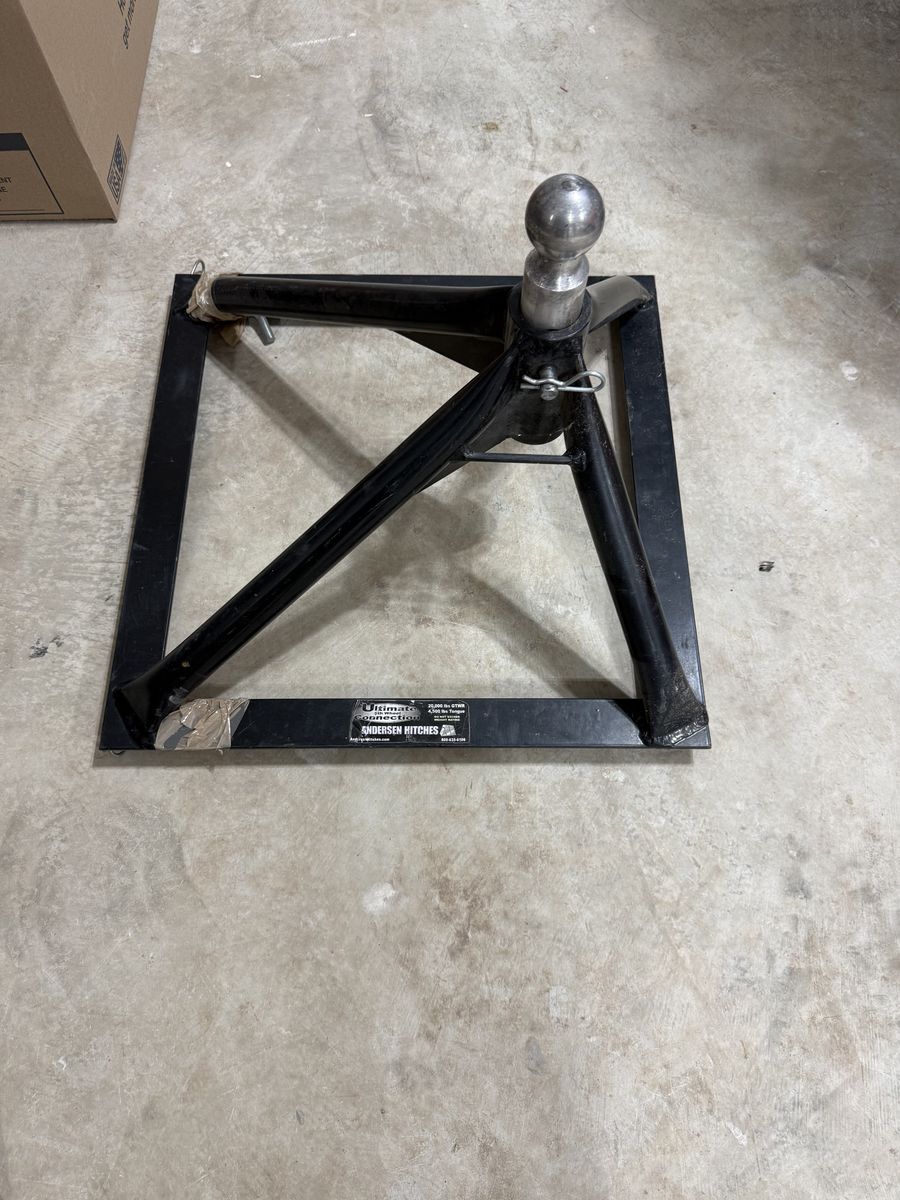 Anderson Fifth Wheel Hitch