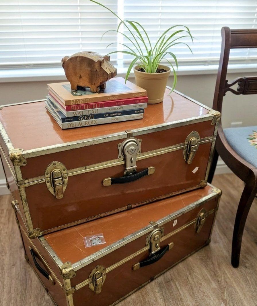 Vintage MCM Steamer Trunk Set – With two sets of (2) OG Keys!