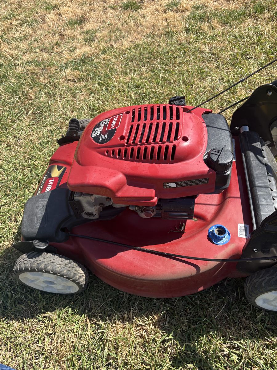 TORO GTS Recycler ( front wheel drive 6.0hp no bag )