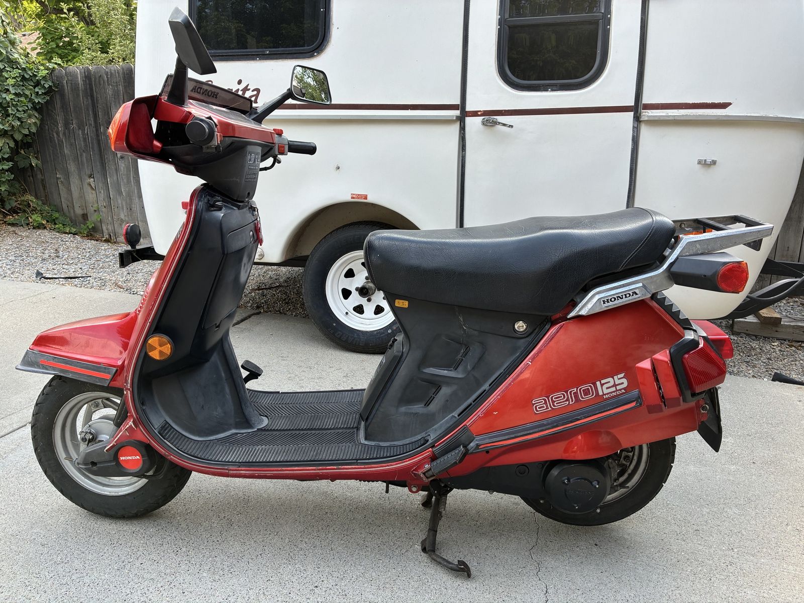Honda Aero 125 Scooter - 2 stroke vintage scooter 1 year production trade Vespa Lambretta