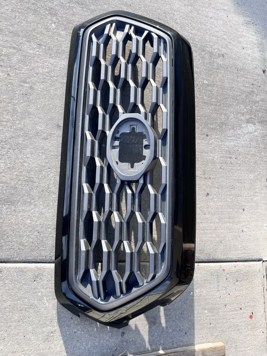 Toyota Tacoma TRD Pro Grille OEM 218 paint code Black/Gray with Hexagon Mesh for 2016-2023 Models (Missing Emblem)