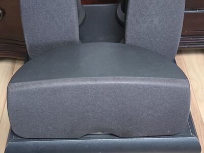 Klipsch Synergy Sub 10 Powered Sub and 5 Speakers.