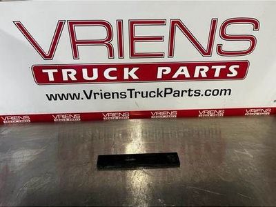 Kenworth T800 Crossmember