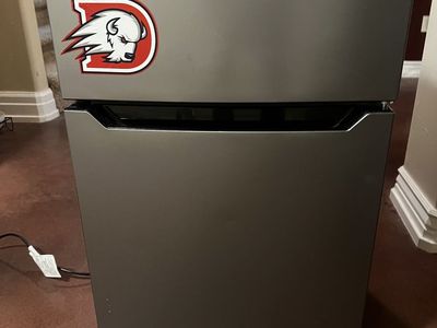 Hisense mini fridge/freezer