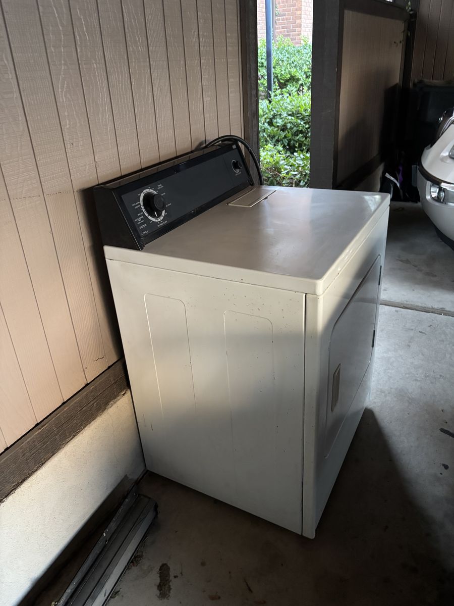 Main image 3