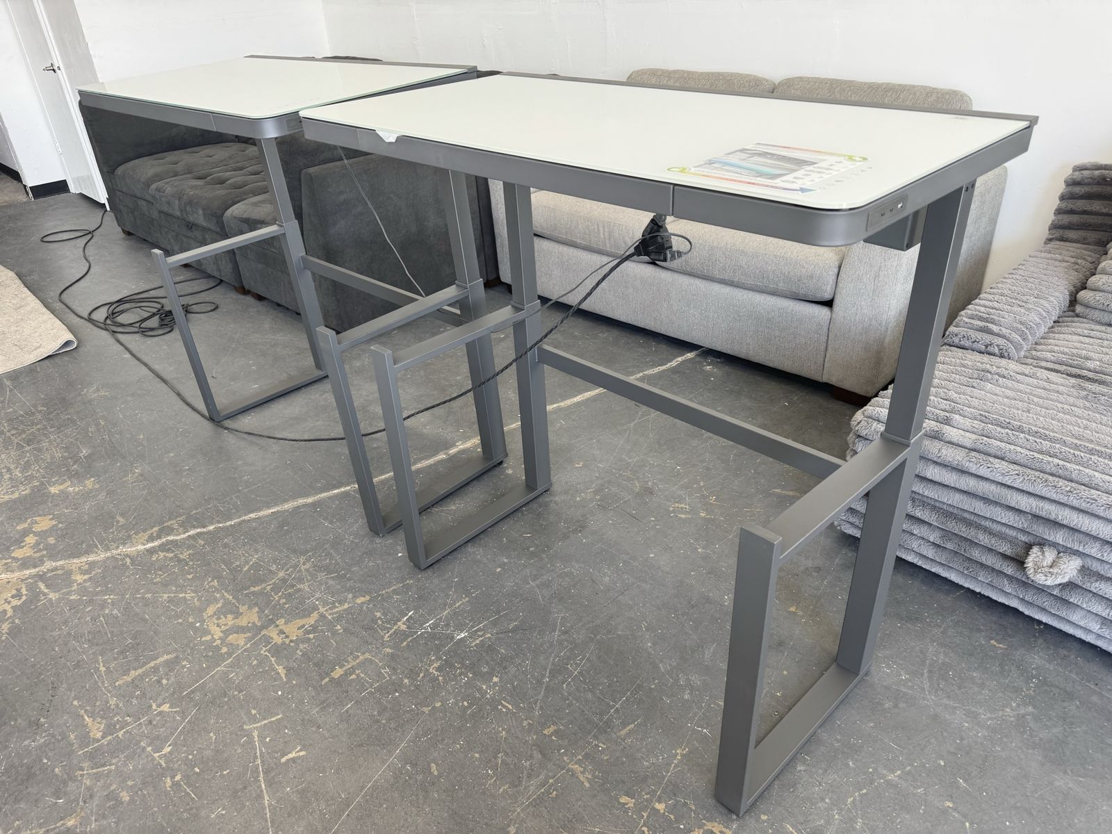Main image 6
