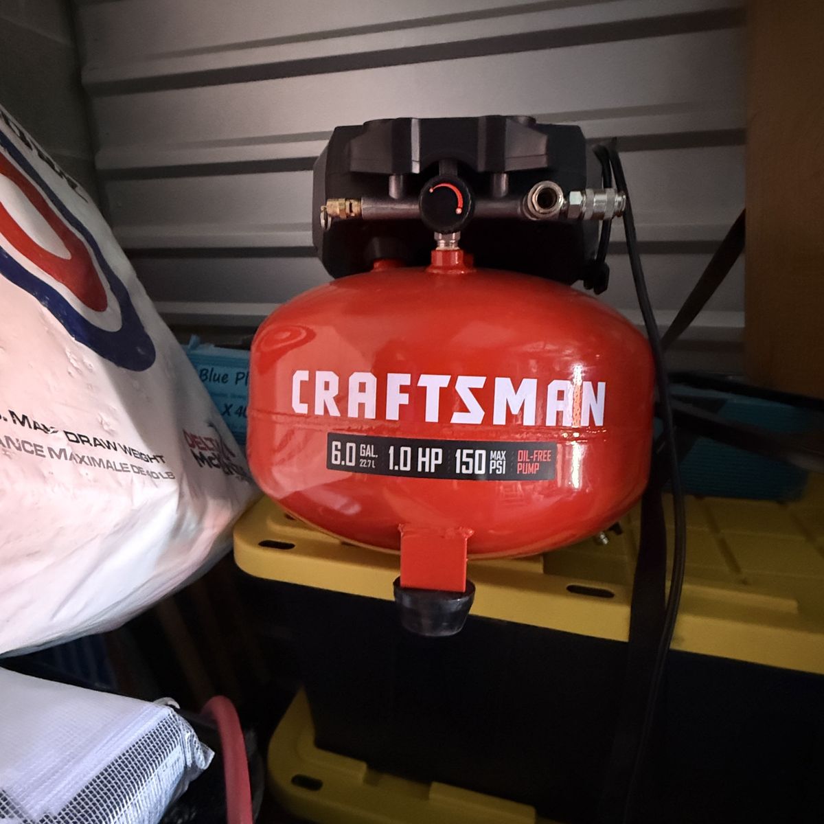 CRAFTSMAN 6 Gallon 1.0 HP 150 PSI Oil-Free Pancake Air Compressor, Red