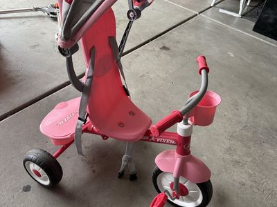 Radio flyer trike