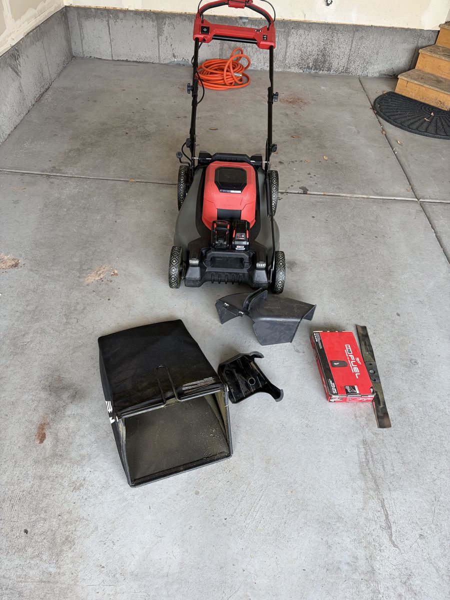 Milwaukee m18 lawn mower and accessories