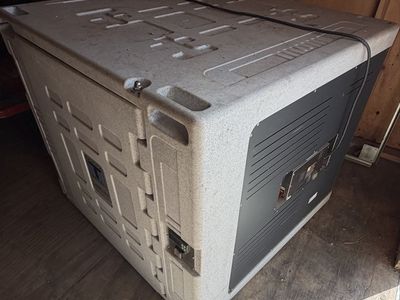 Thermo King Cold Cube Portable Refrigerator / Freezer 87 gallon