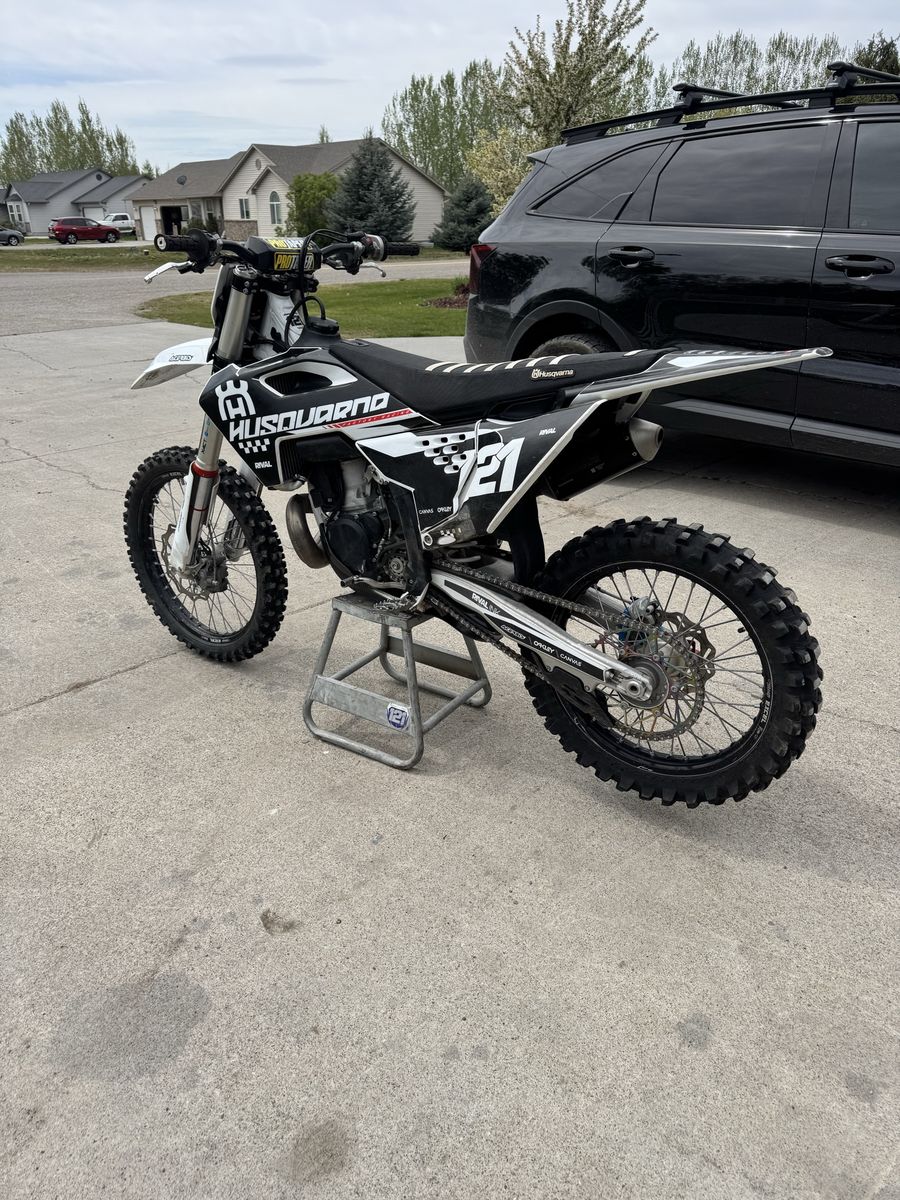 2023 Husqvarna Tc250