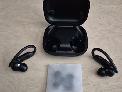 Beats Powerbeats Pro 2