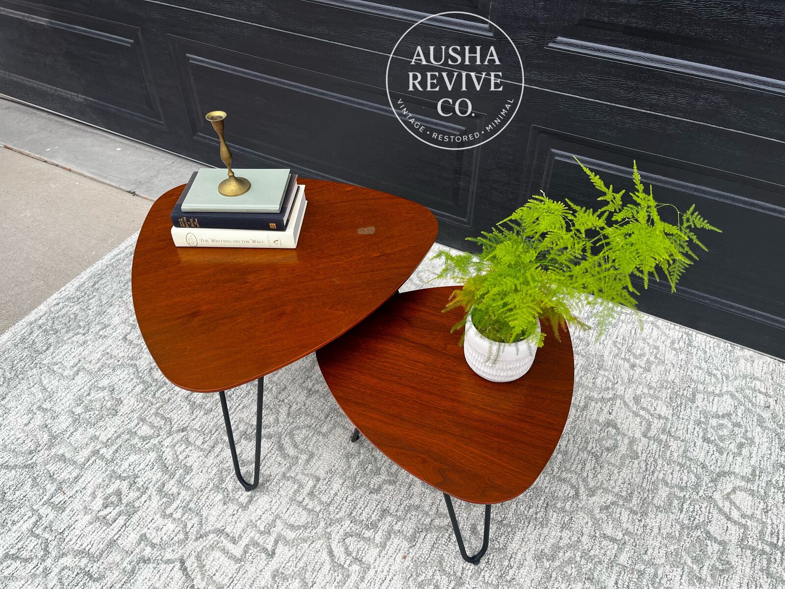 Modern Accent Tables – Set of 2 | Coffee Table / Plant Stand