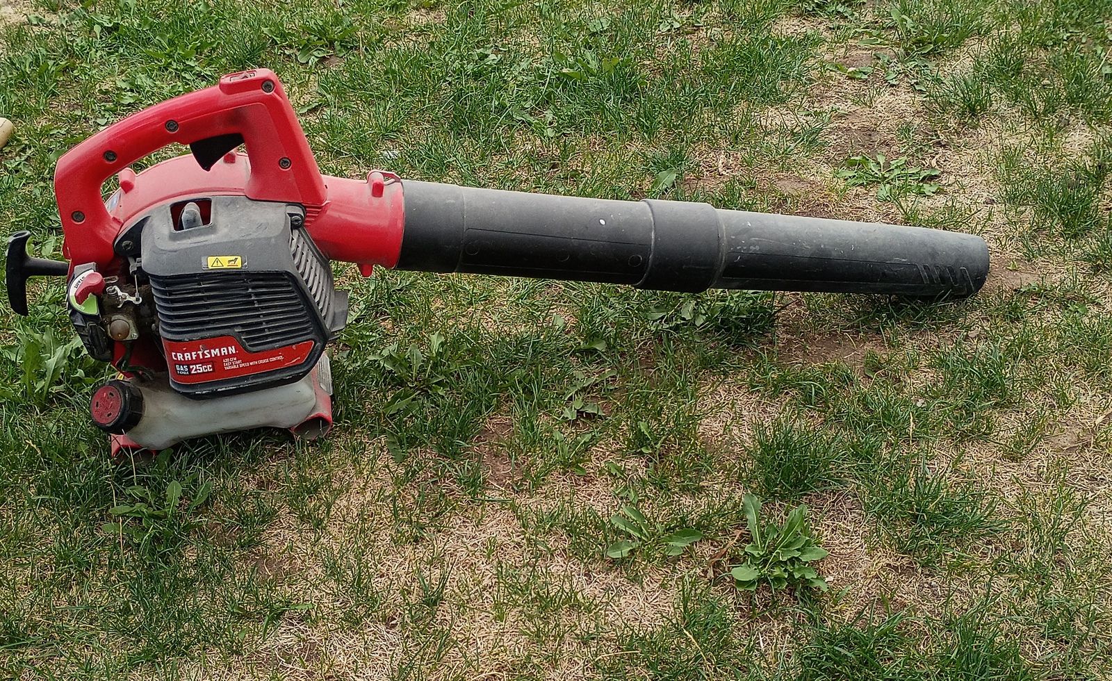 Craftsman 25cc Gas-Powered Leaf Blower - Used
