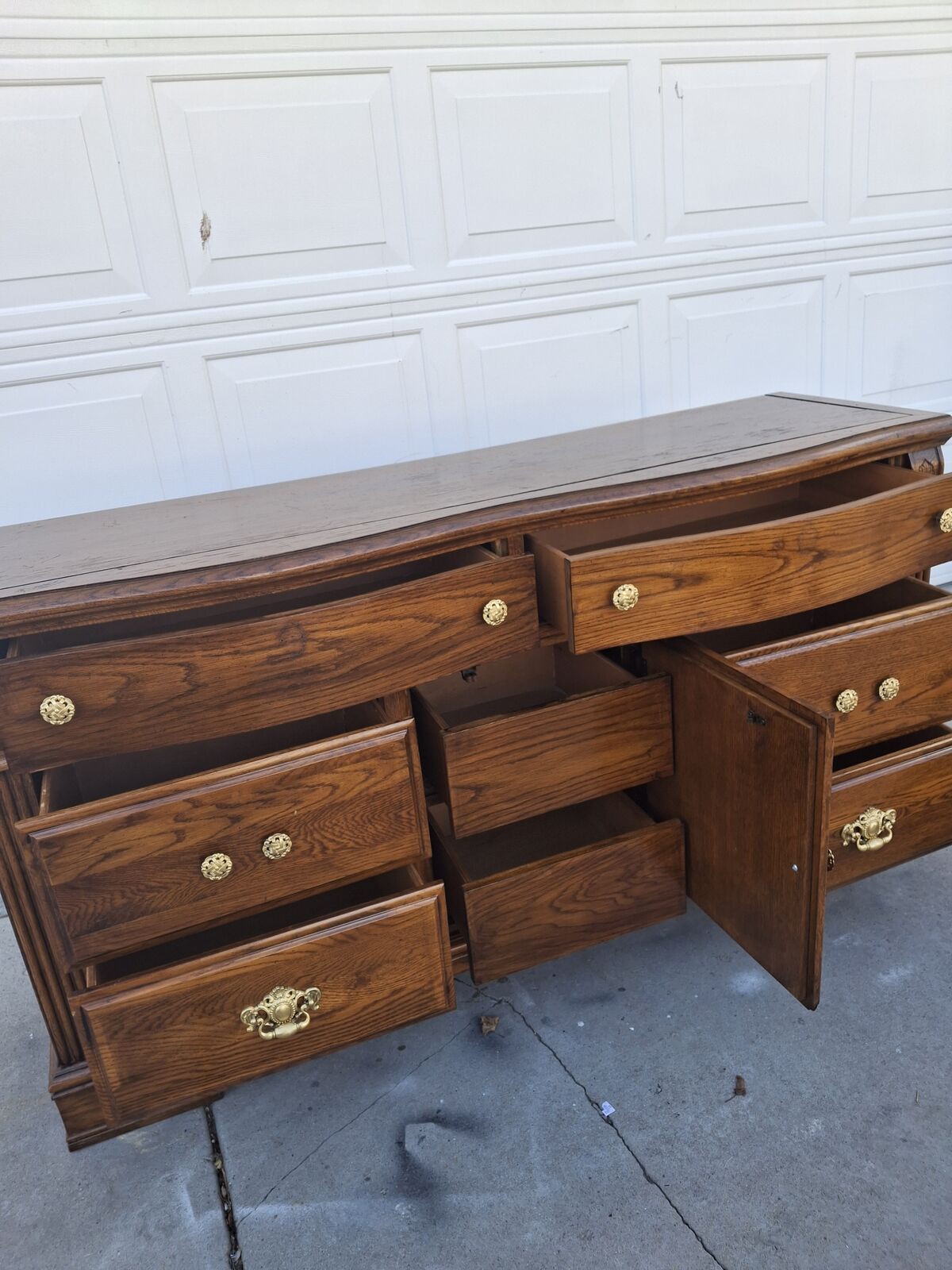 all wood 8 drawers dresser/junjun