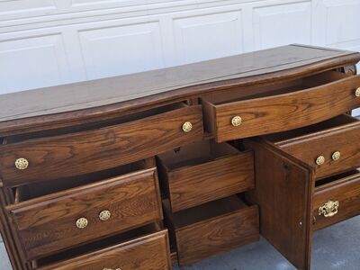 all wood 8 drawers dresser/junjun