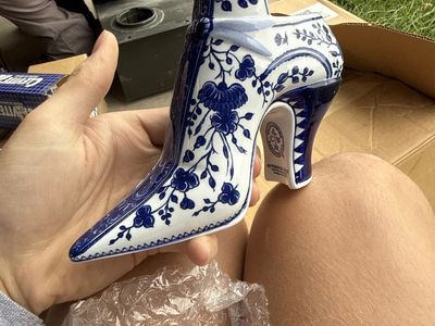 High Heelee Shoe figurine