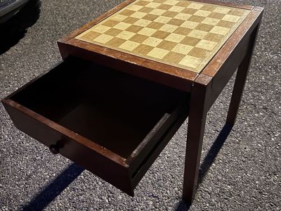 Chess endtable