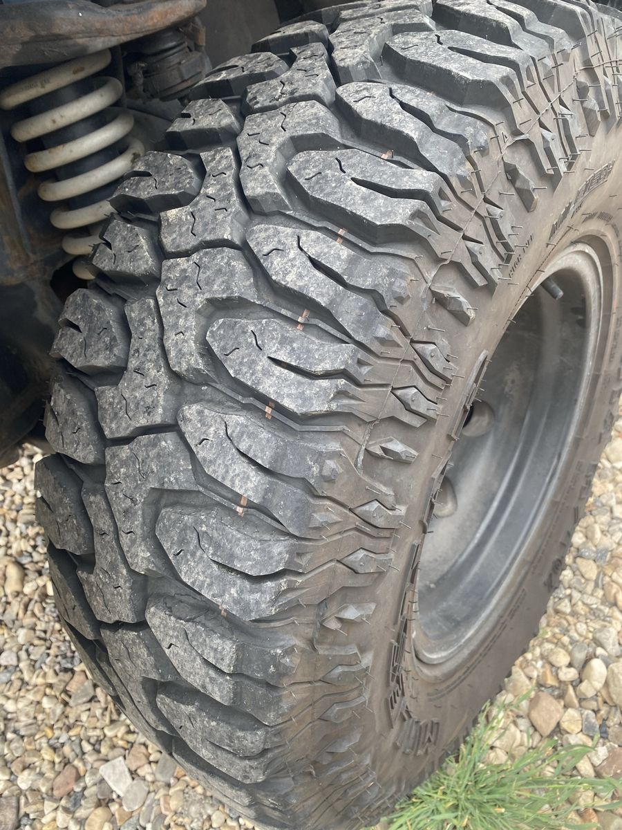 31x10.50 R15 Toyota Tacoma 4runner Chevy