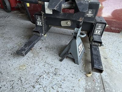 5th wheel hitch