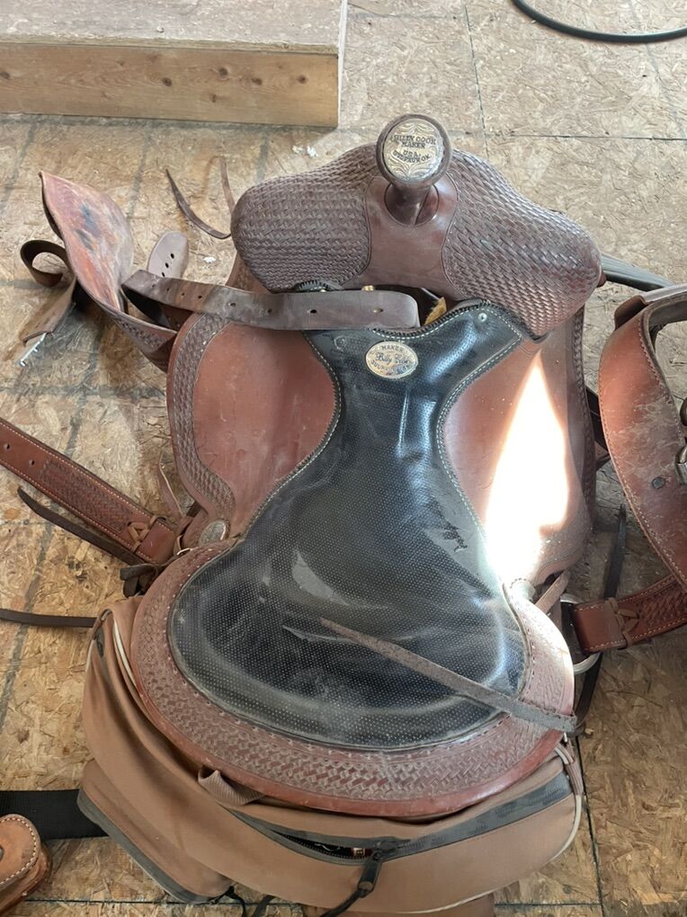 Billy Cook 16 Plus Extra Saddles