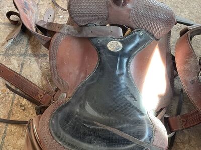 Billy Cook 16 Plus Extra Saddles