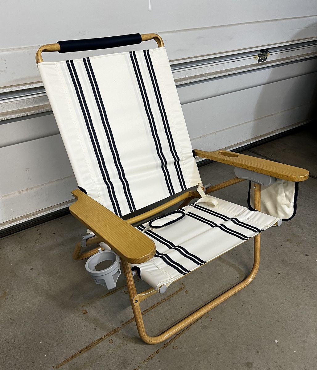 Wood Arm Resort / Beach Chair - New
