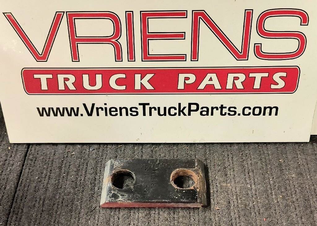 A80-1041 SPACER-HITCH FRONT