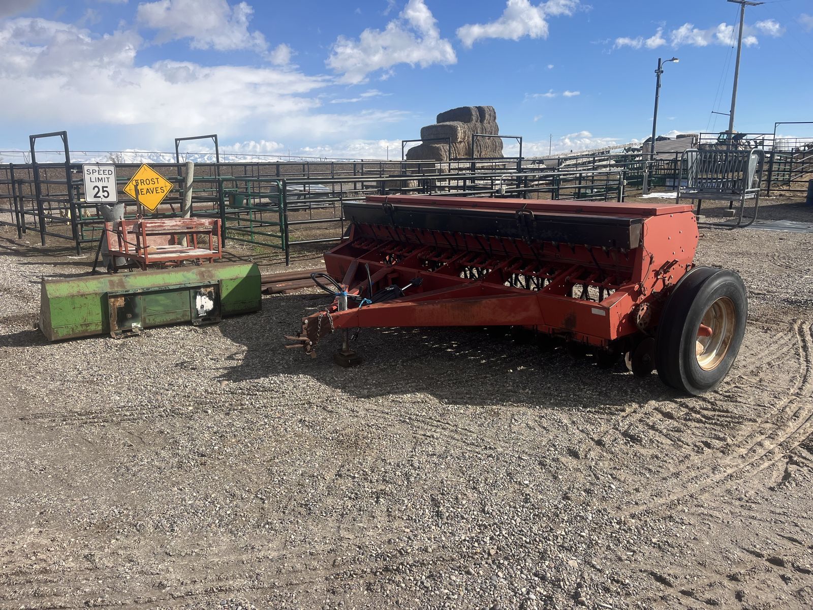 Case International 5300 End Wheel Grain Drill