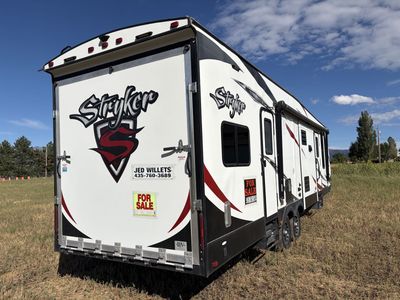 2016 Stryker STG3010 Toy hauler